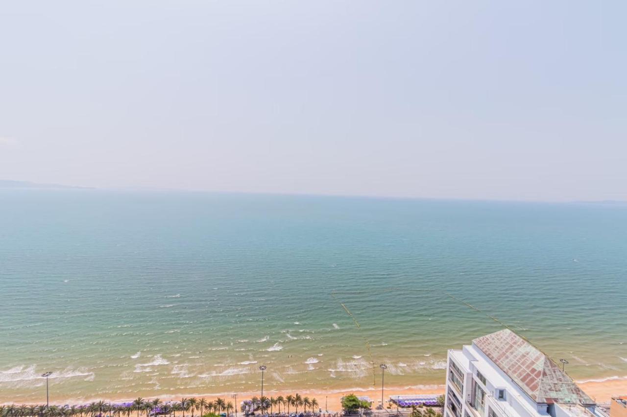 Aeras Beachfront Condominium 乔木提恩海滩 外观 照片